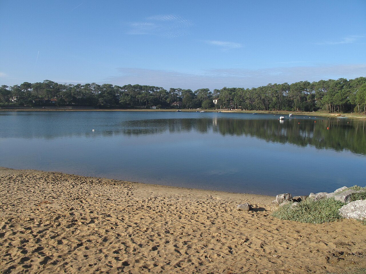 Paysage du lac d’Hossegor dans les Landes